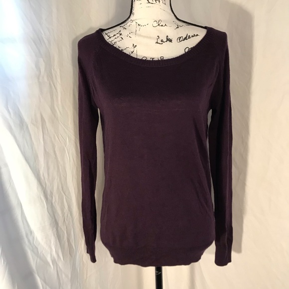 Lumiere Sweaters - Lumiere Key Hole Back Scooped Neck Sweater Size M